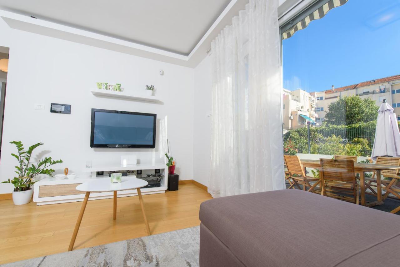 Apartment Nikolina โปดสตรานา ภายนอก รูปภาพ