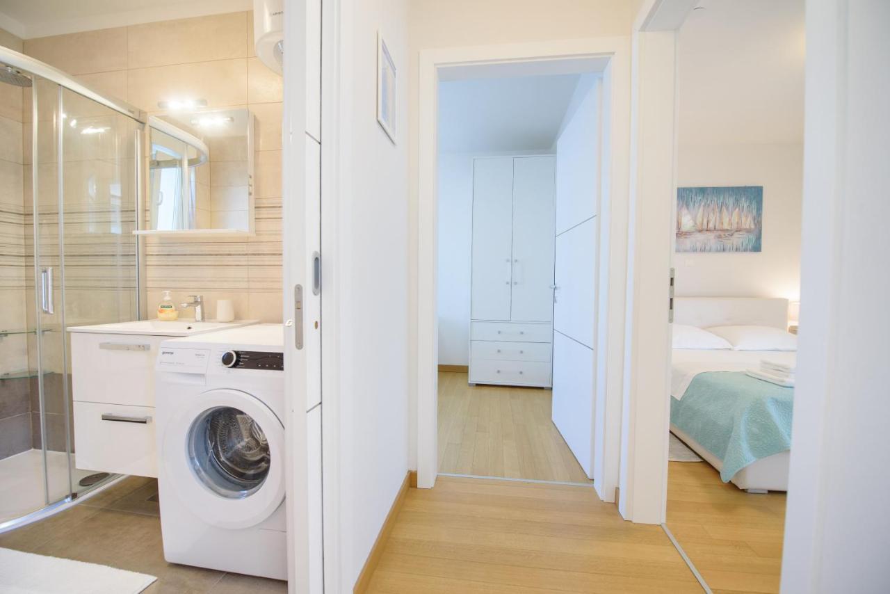 Apartment Nikolina โปดสตรานา ภายนอก รูปภาพ